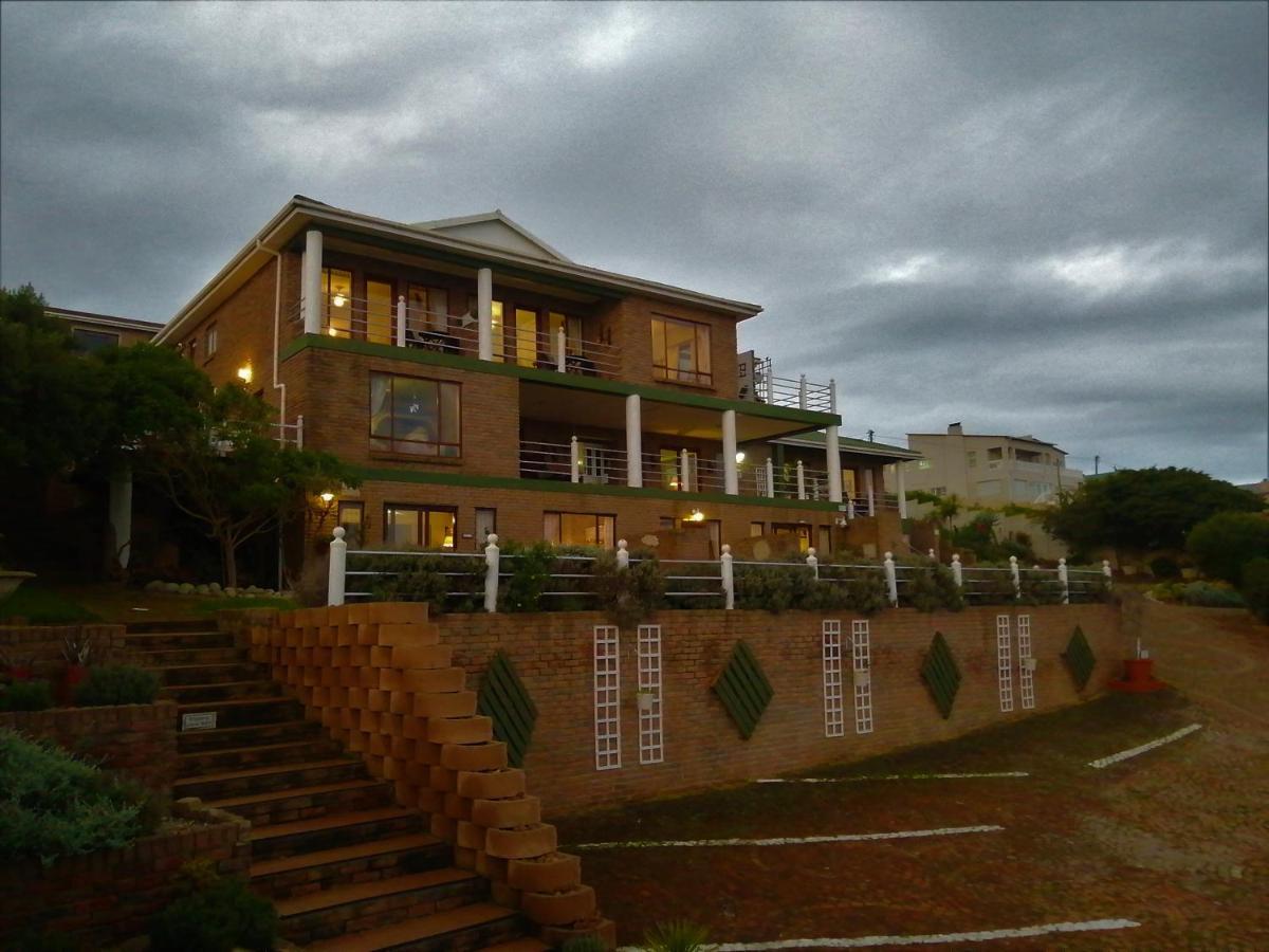 Amzee Bokmakierie Guest House Dana Bay Εξωτερικό φωτογραφία